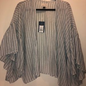 Universal Thread Shawl